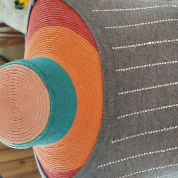 Ladies large gray super soft sweater with bling - Picture 2 of 7